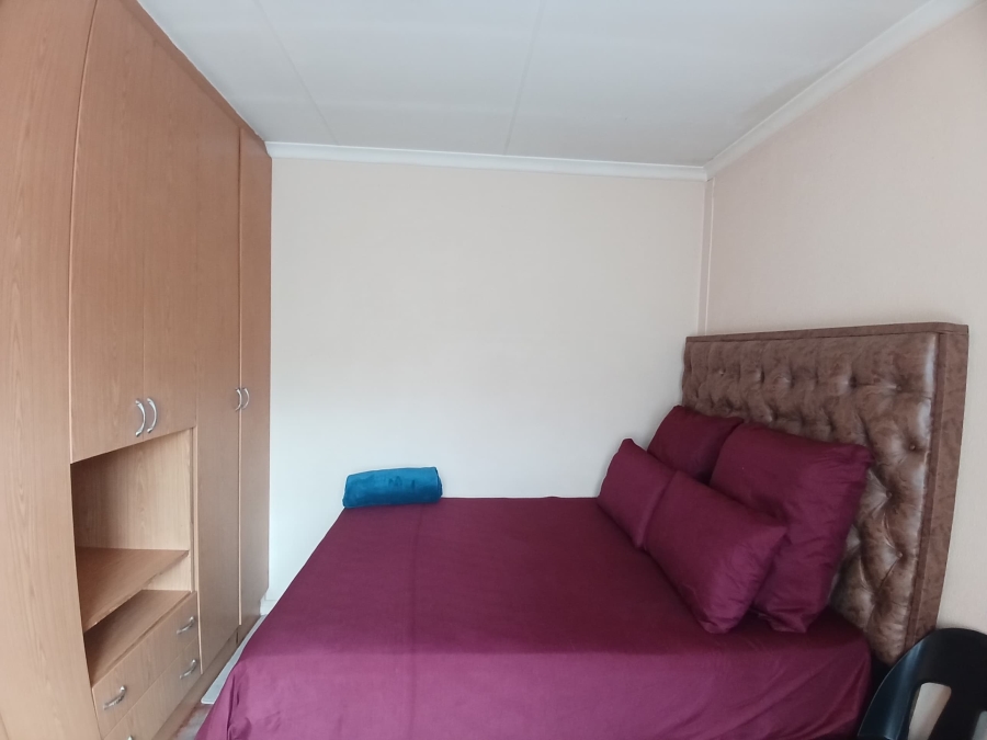 2 Bedroom Property for Sale in Tlhabane West North West